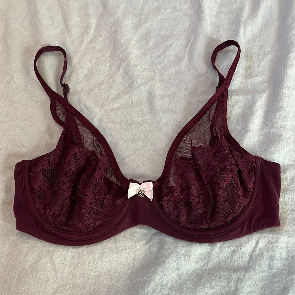 Victoria’s Secret Maroon body by Victoria unlined bra | 32D